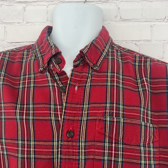 L.L Bean red Flannel button down shirt size Large Regular - Picture 4 of 9